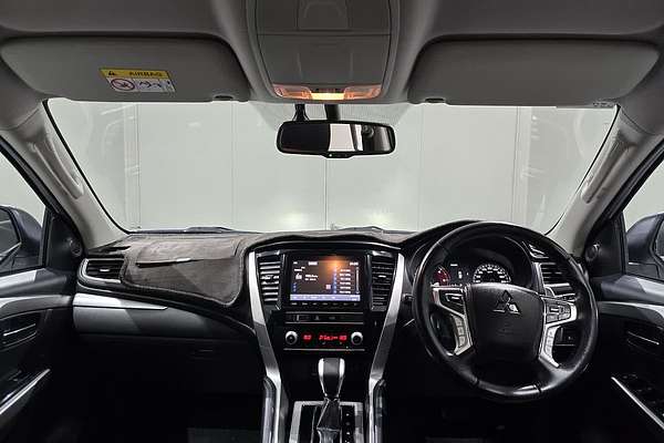 2022 Mitsubishi Pajero Sport GLS QF