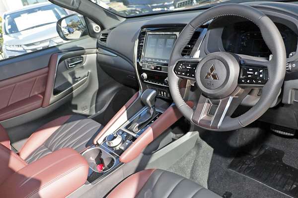 2024 Mitsubishi Pajero Sport GSR QF