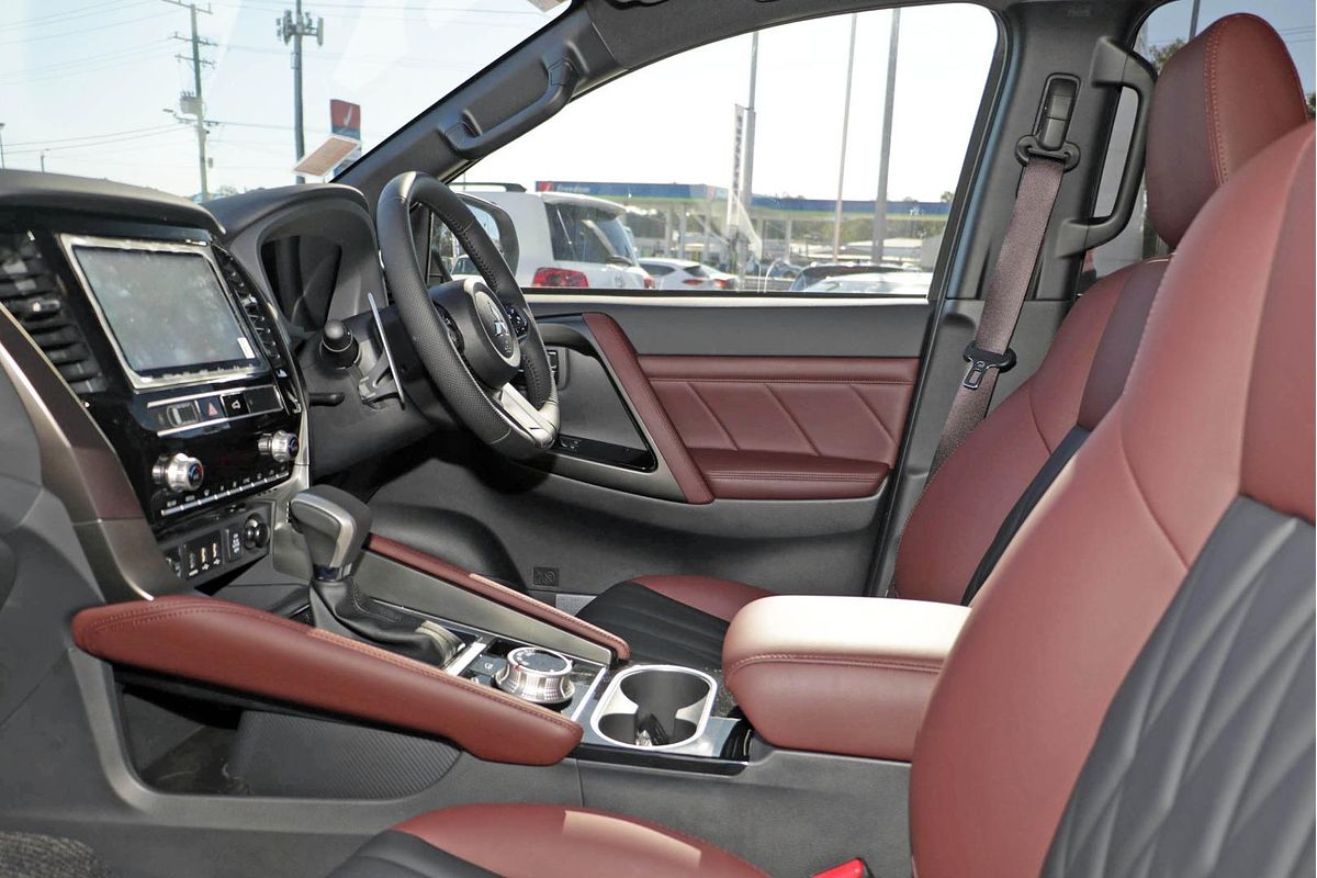 2024 Mitsubishi Pajero Sport GSR QF