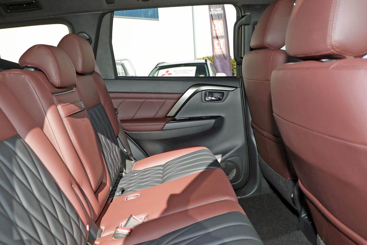 2024 Mitsubishi Pajero Sport GSR QF