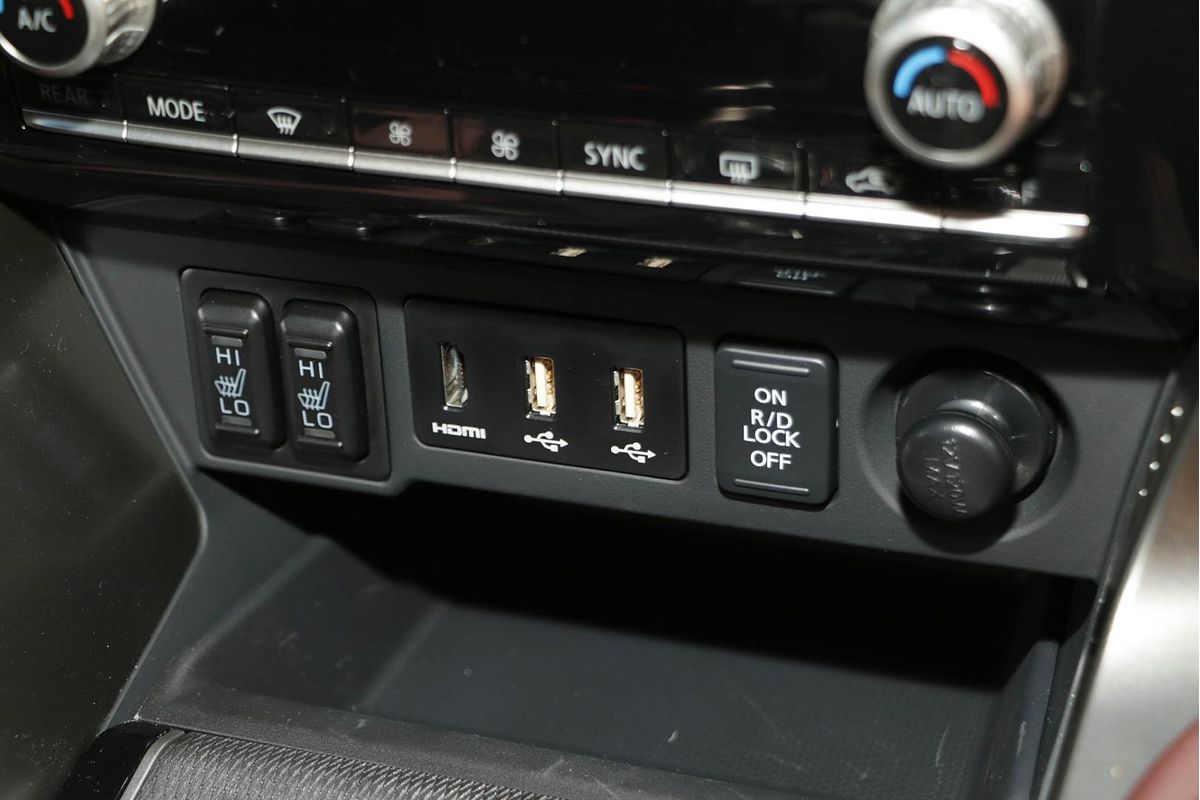2024 Mitsubishi Pajero Sport GSR QF