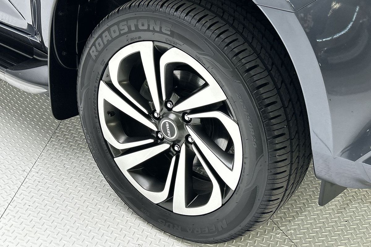 2021 Isuzu MU-X LS-T