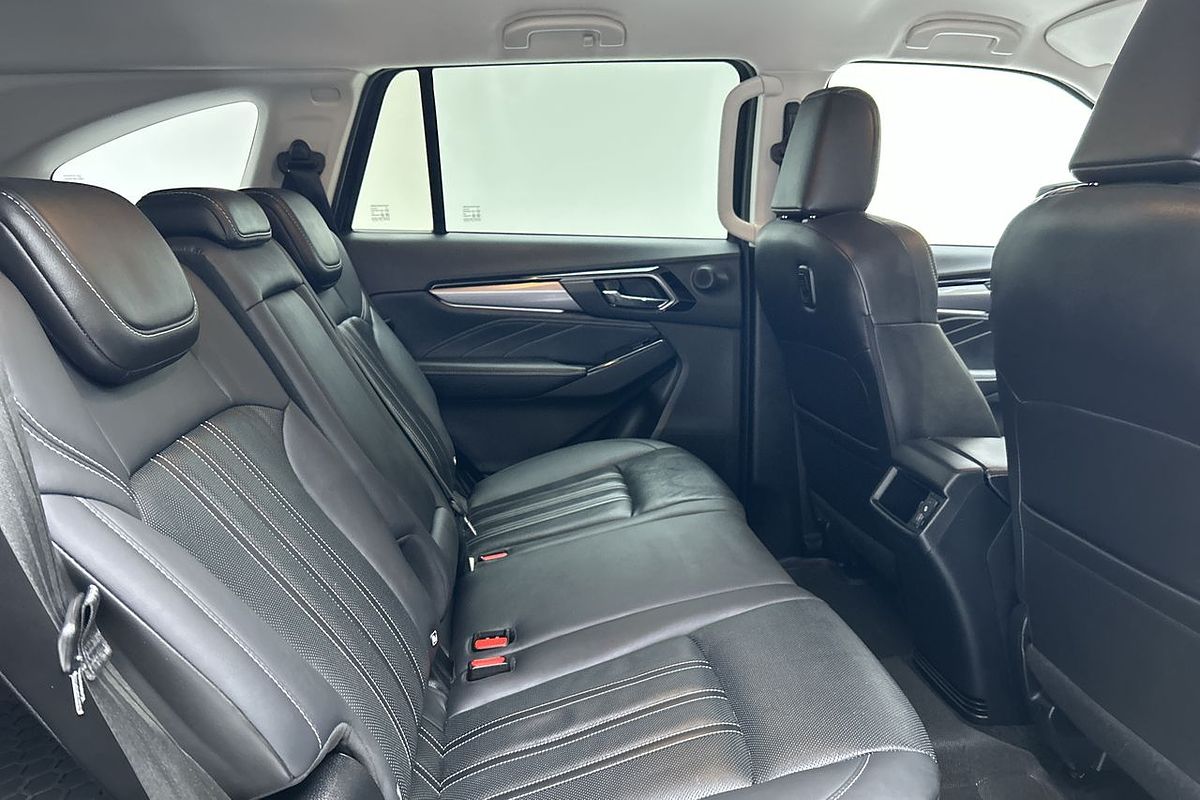 2021 Isuzu MU-X LS-T