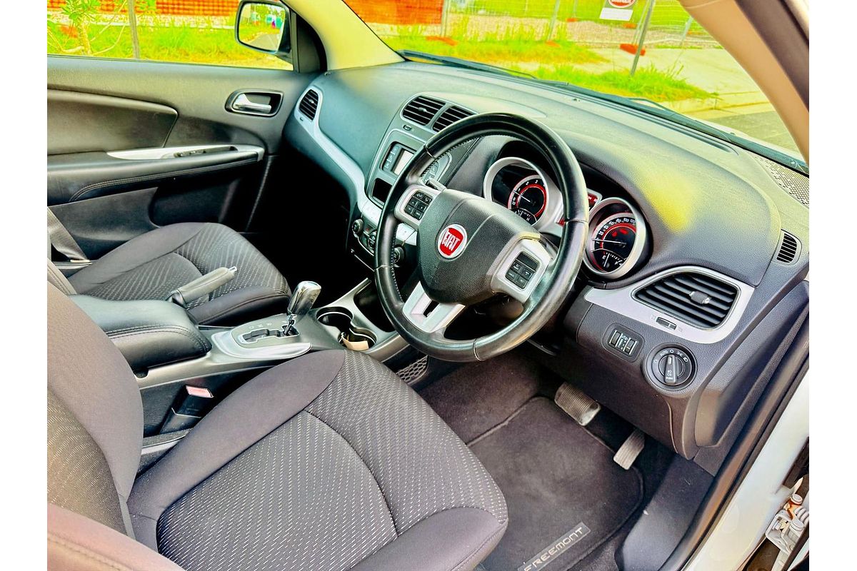 2013 Fiat Freemont Base JF