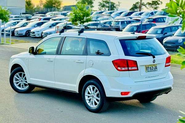 2013 Fiat Freemont Base JF