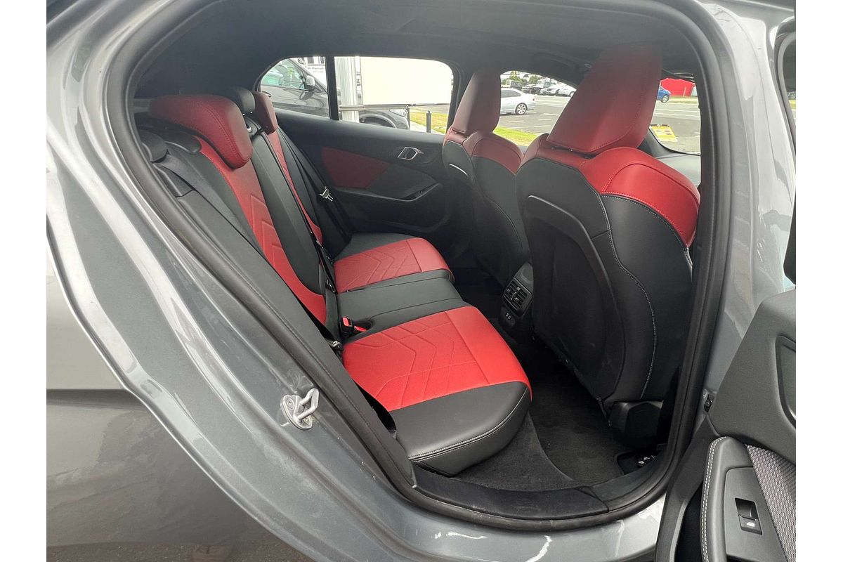 2024 BMW 1 Series 118 M Sport F70