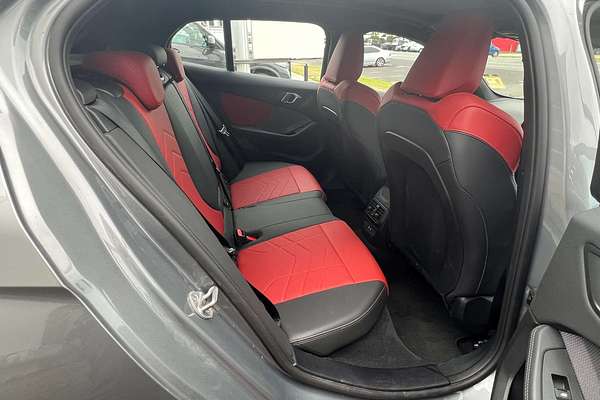 2024 BMW 1 Series 118 M Sport F70
