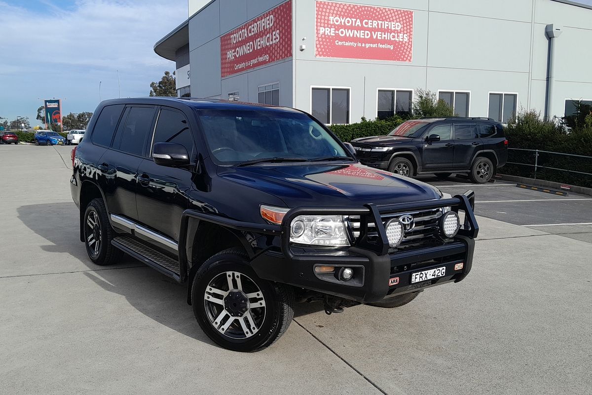 2014 Toyota Landcruiser Sahara VDJ200R