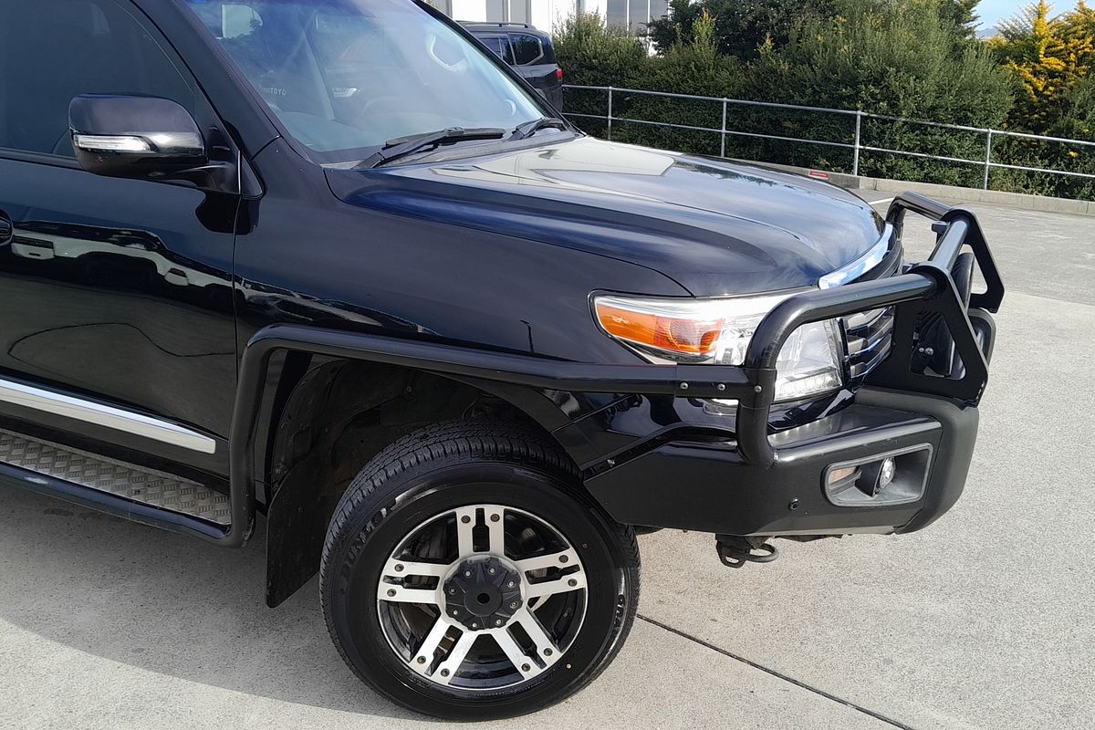 2014 Toyota Landcruiser Sahara VDJ200R