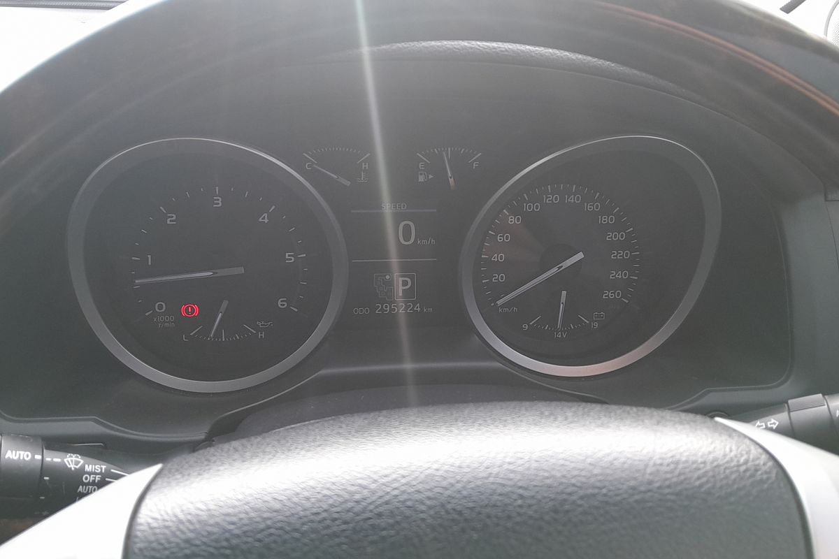 2014 Toyota Landcruiser Sahara VDJ200R
