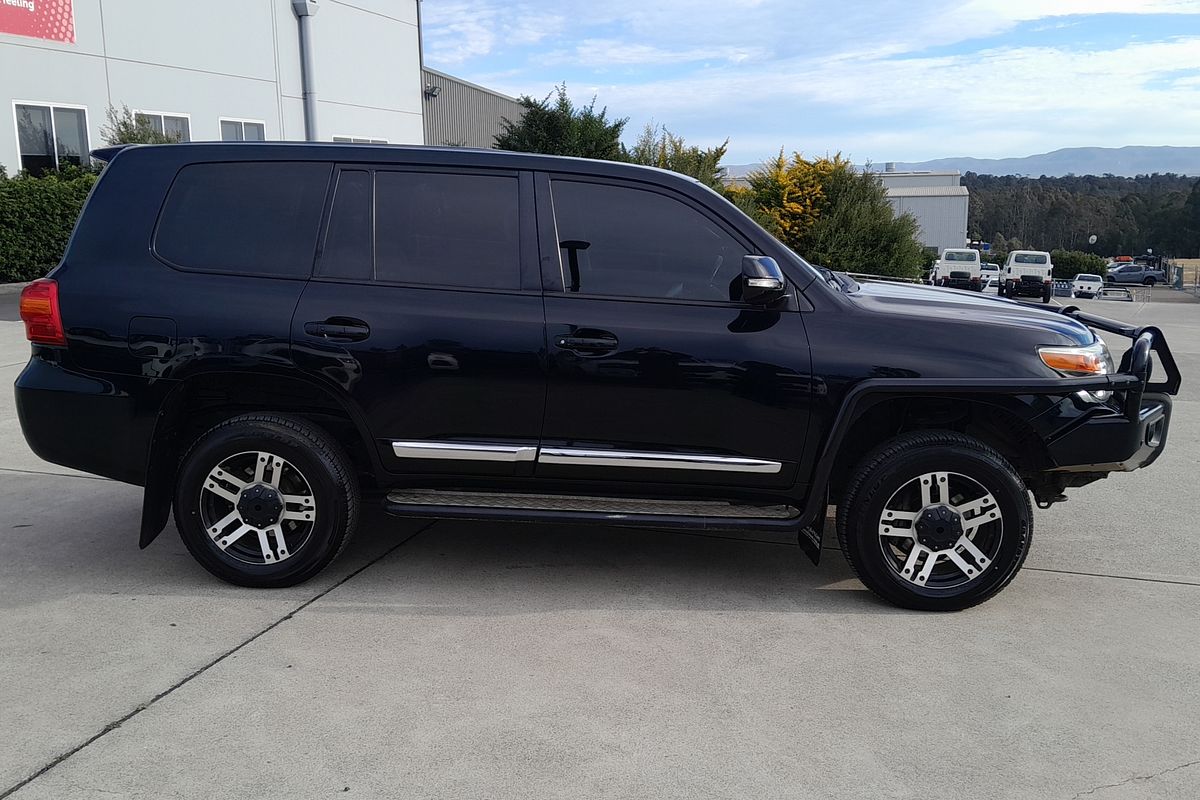 2014 Toyota Landcruiser Sahara VDJ200R