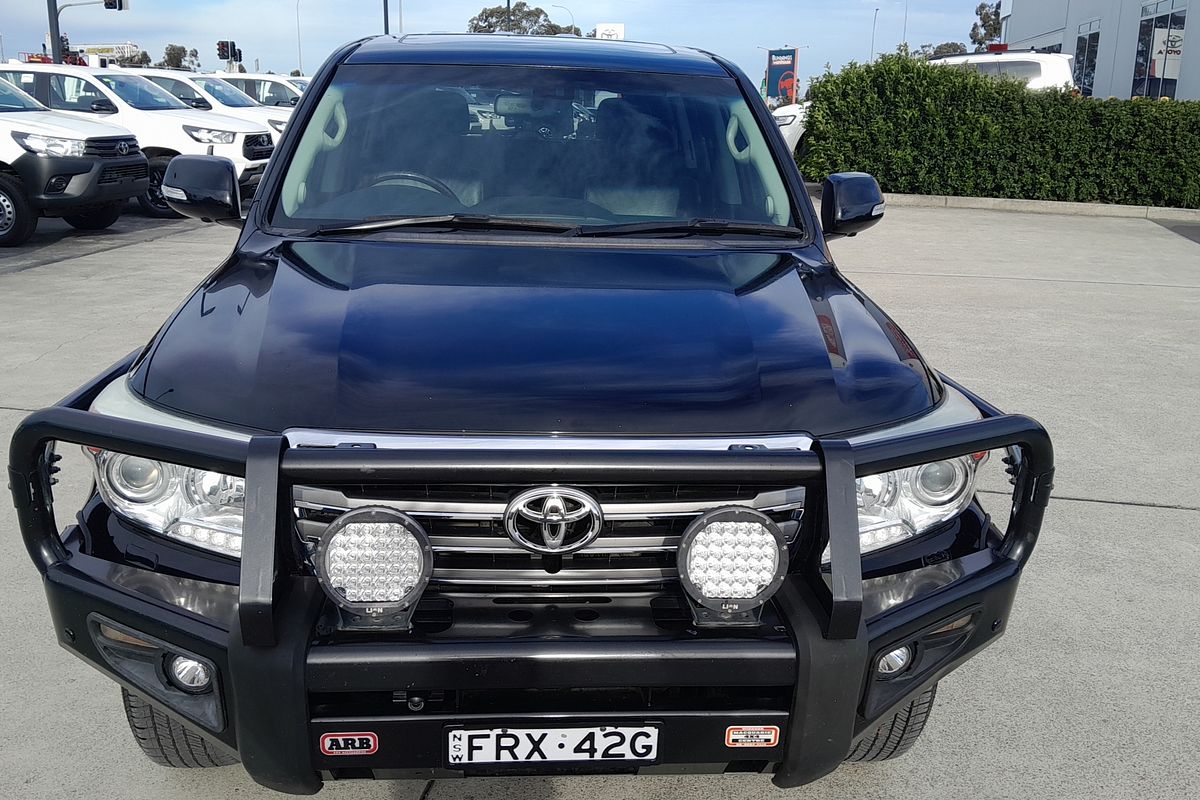2014 Toyota Landcruiser Sahara VDJ200R