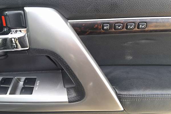 2014 Toyota Landcruiser Sahara VDJ200R