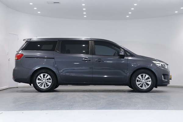 2015 Kia Carnival Si YP