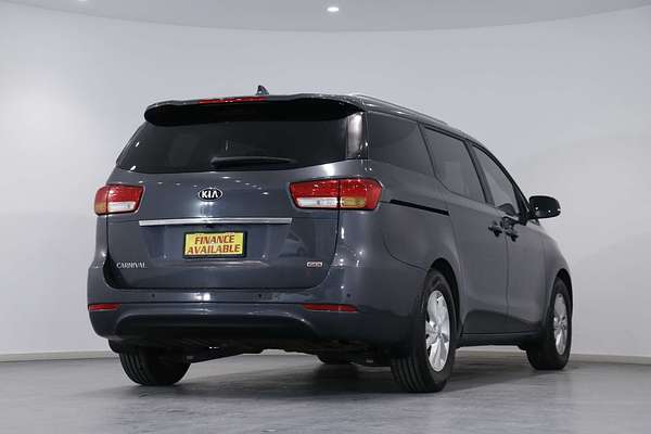 2015 Kia Carnival Si YP