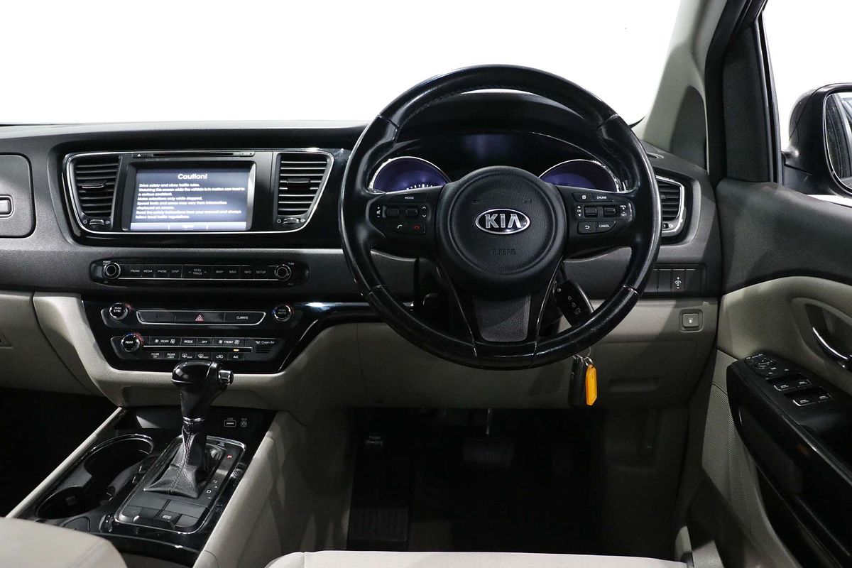 2015 Kia Carnival Si YP