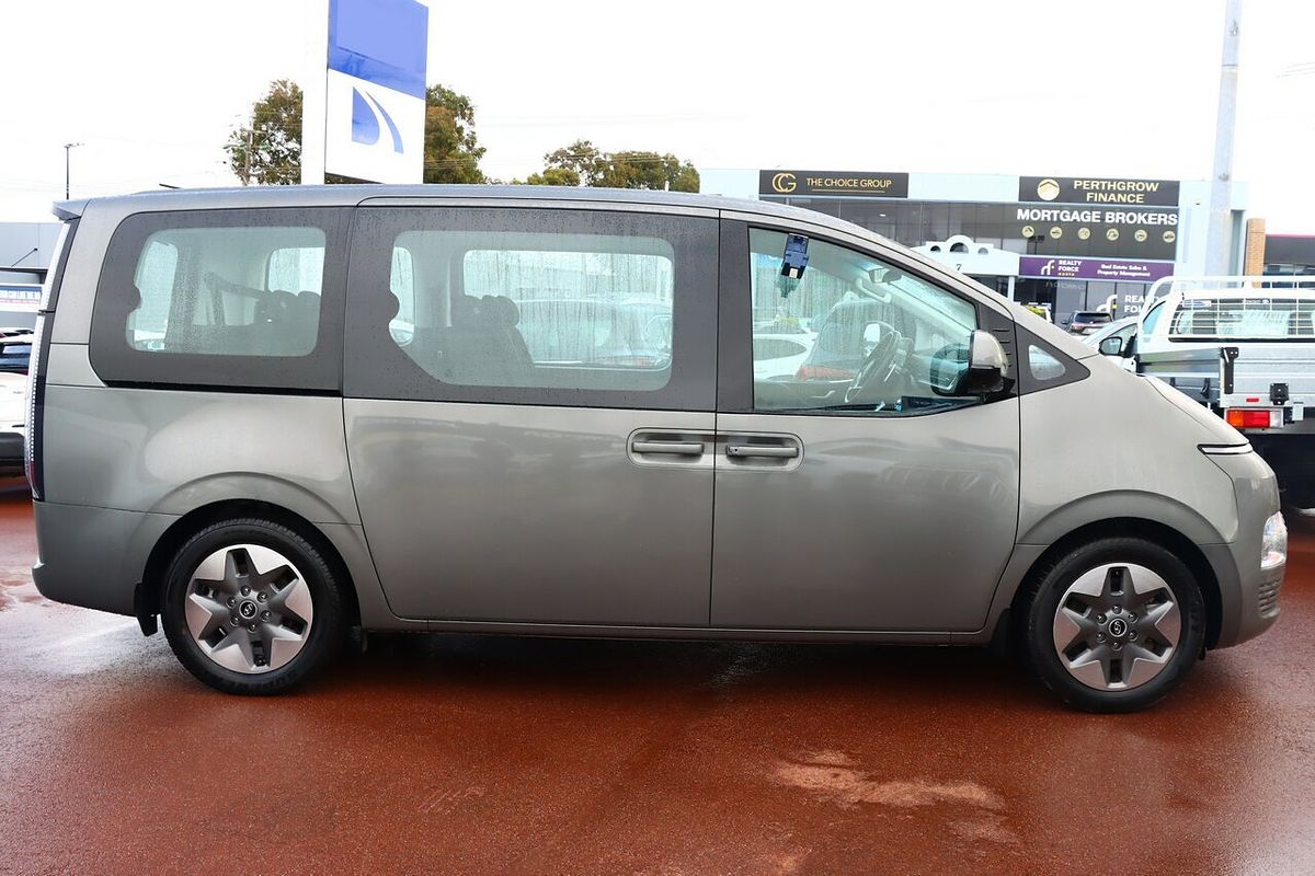2022 Hyundai STARIA US4.V1