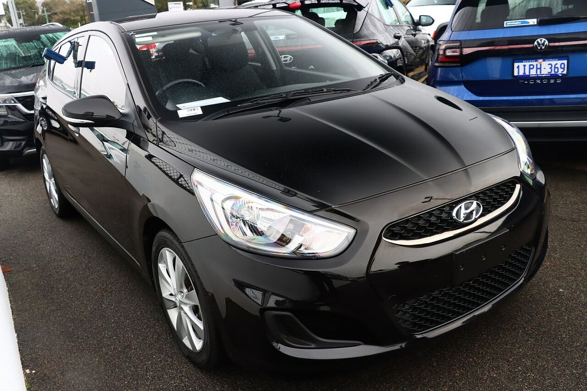 2018 Hyundai Accent Sport RB6