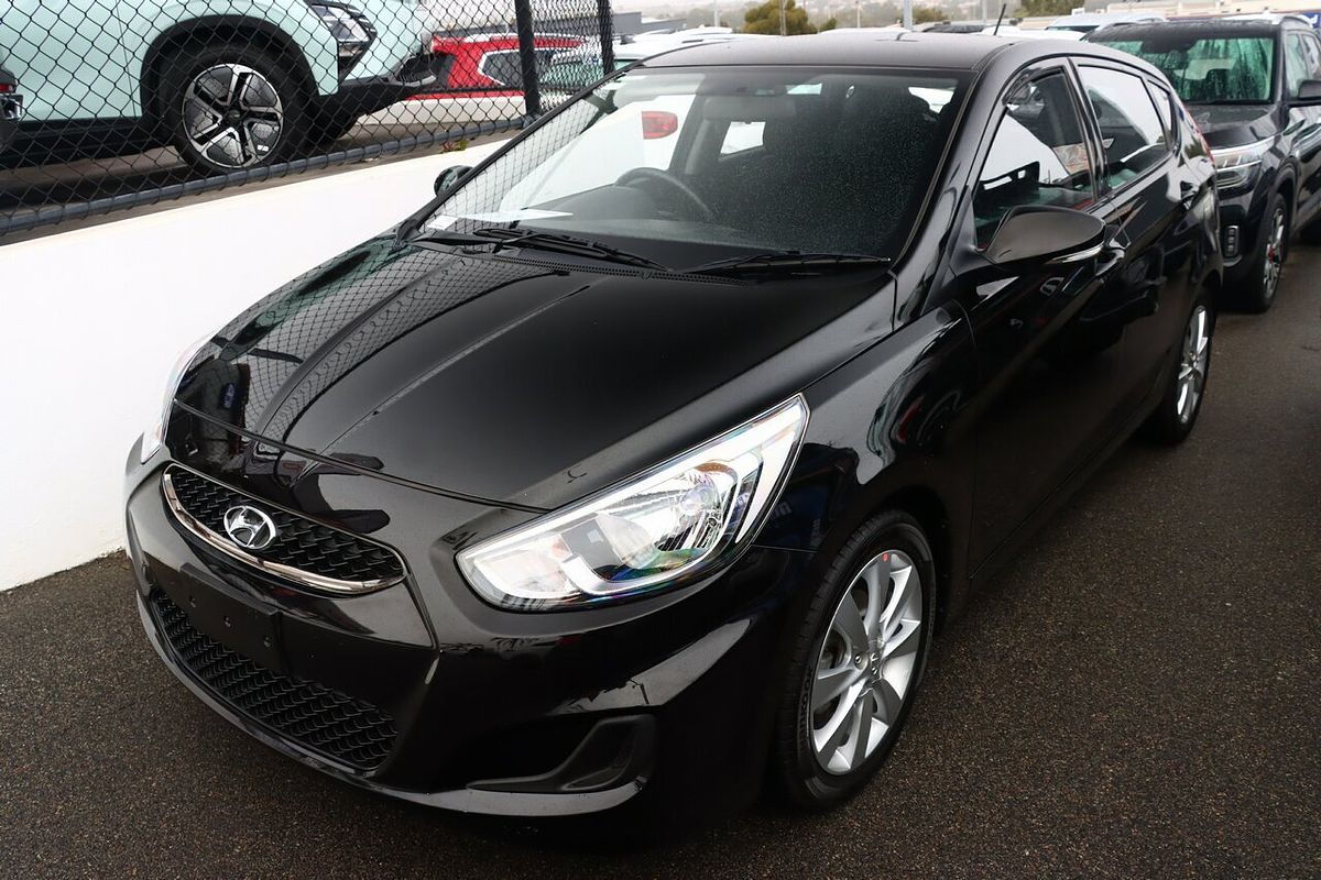 2018 Hyundai Accent Sport RB6