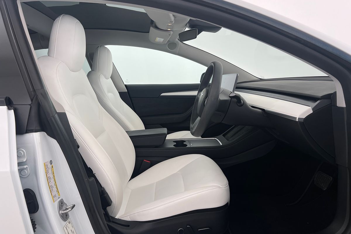 2023 Tesla Model 3 Rear-Wheel Drive