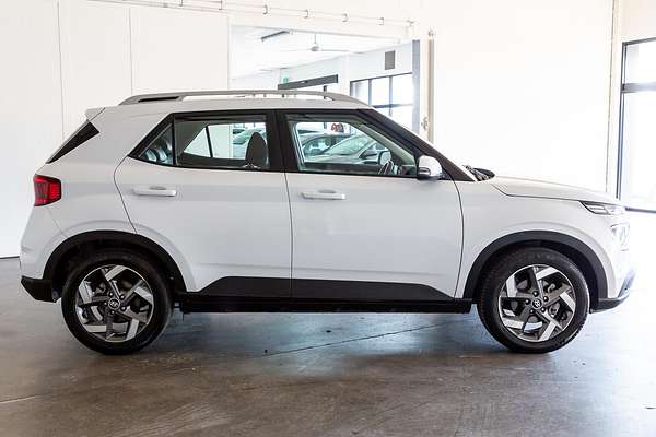 2022 Hyundai Venue Active QX.V4