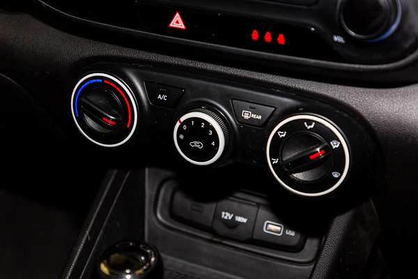 2022 Hyundai Venue Active QX.V4