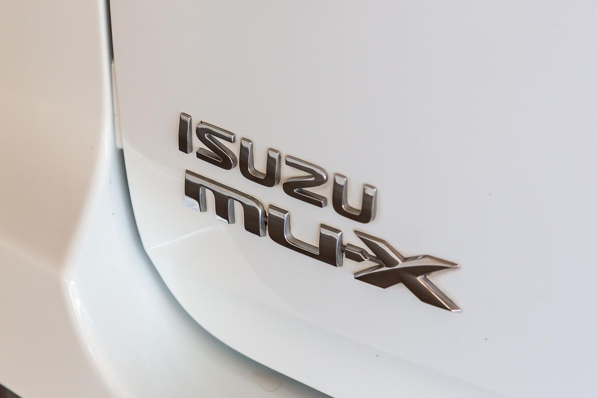 2021 Isuzu MU-X LS-U
