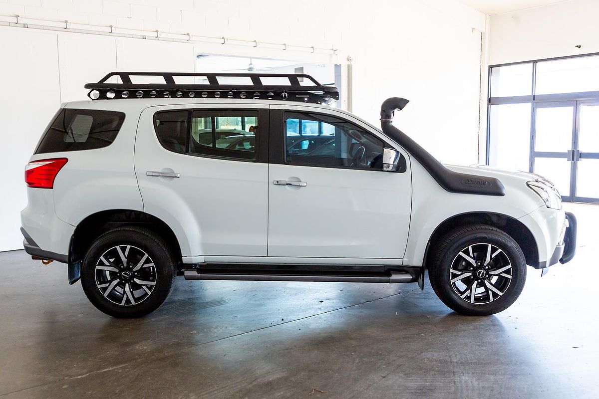 2021 Isuzu MU-X LS-U
