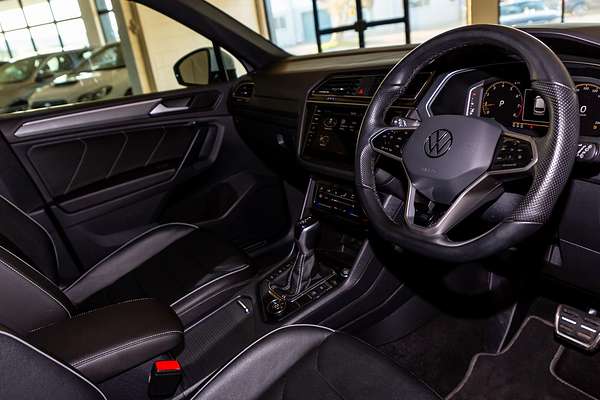 2023 Volkswagen Tiguan 162TSI R-Line 5N