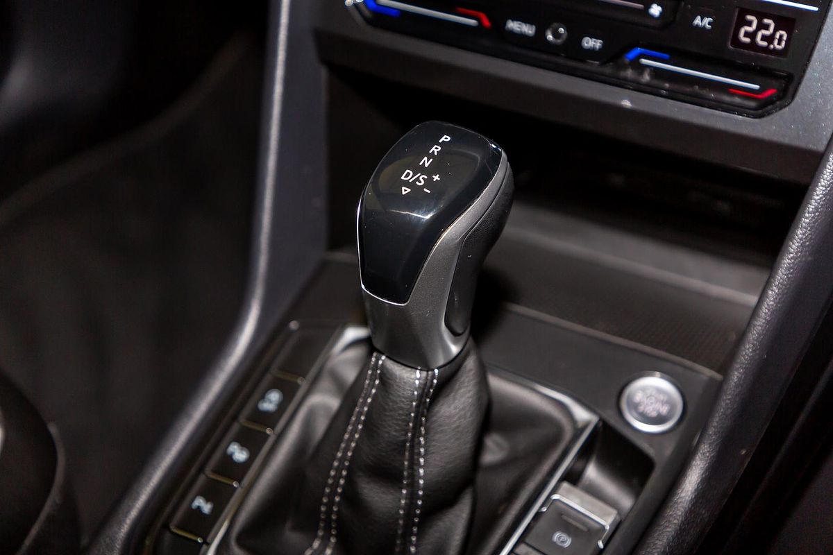 2023 Volkswagen Tiguan 162TSI R-Line 5N