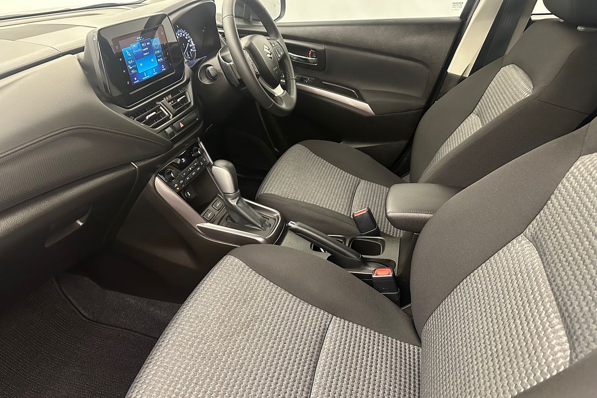 2023 Suzuki S-Cross JYB