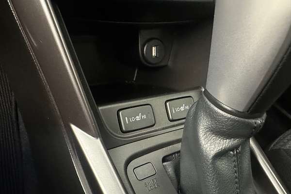 2023 Suzuki S-Cross JYB