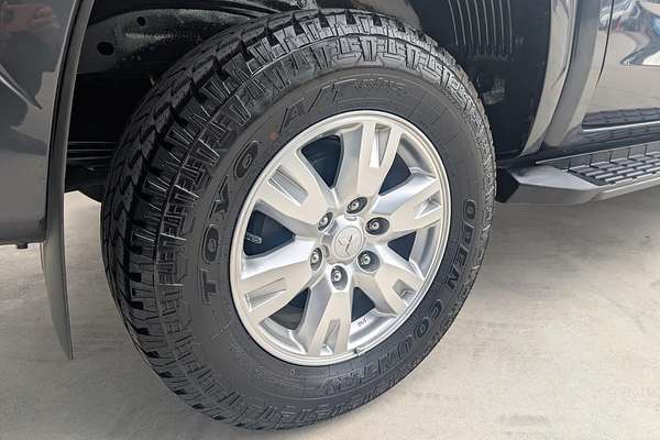 2024 Mitsubishi Triton GLX+ MV 4X4