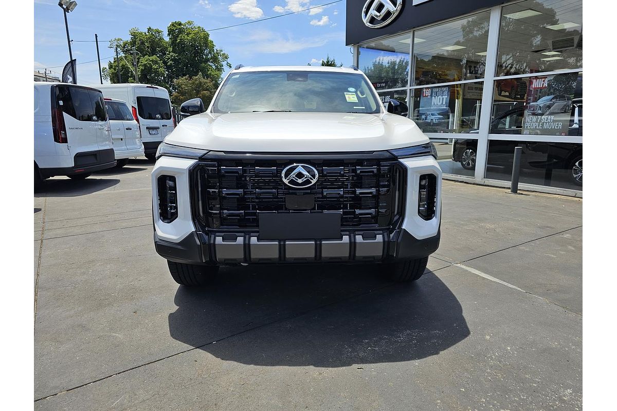 2025 LDV D90 Executive SV9A