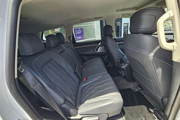 2025 LDV D90 Executive SV9A