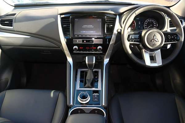 2025 Mitsubishi Pajero Sport GLS QG