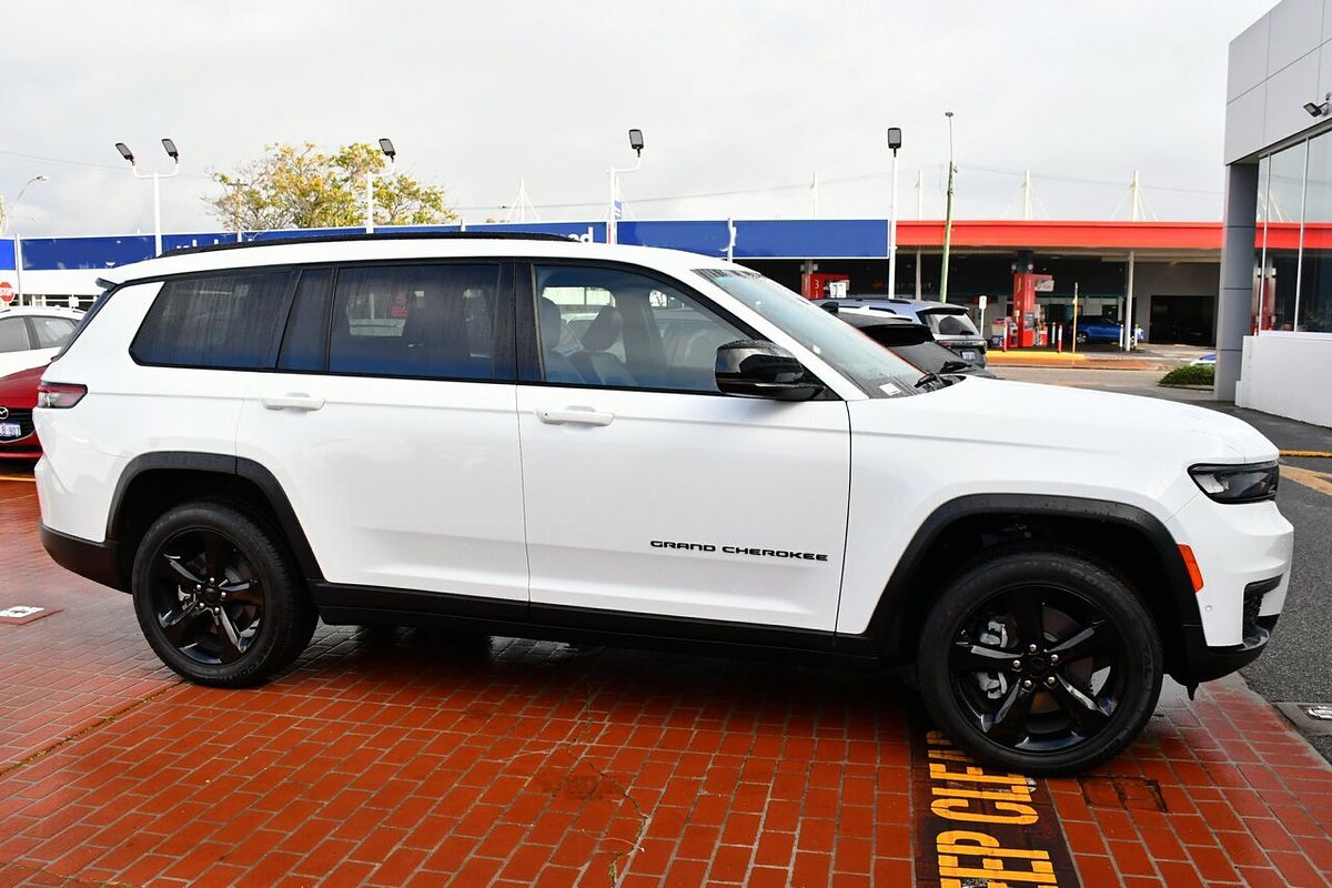 2023 Jeep Grand Cherokee Night Eagle WL