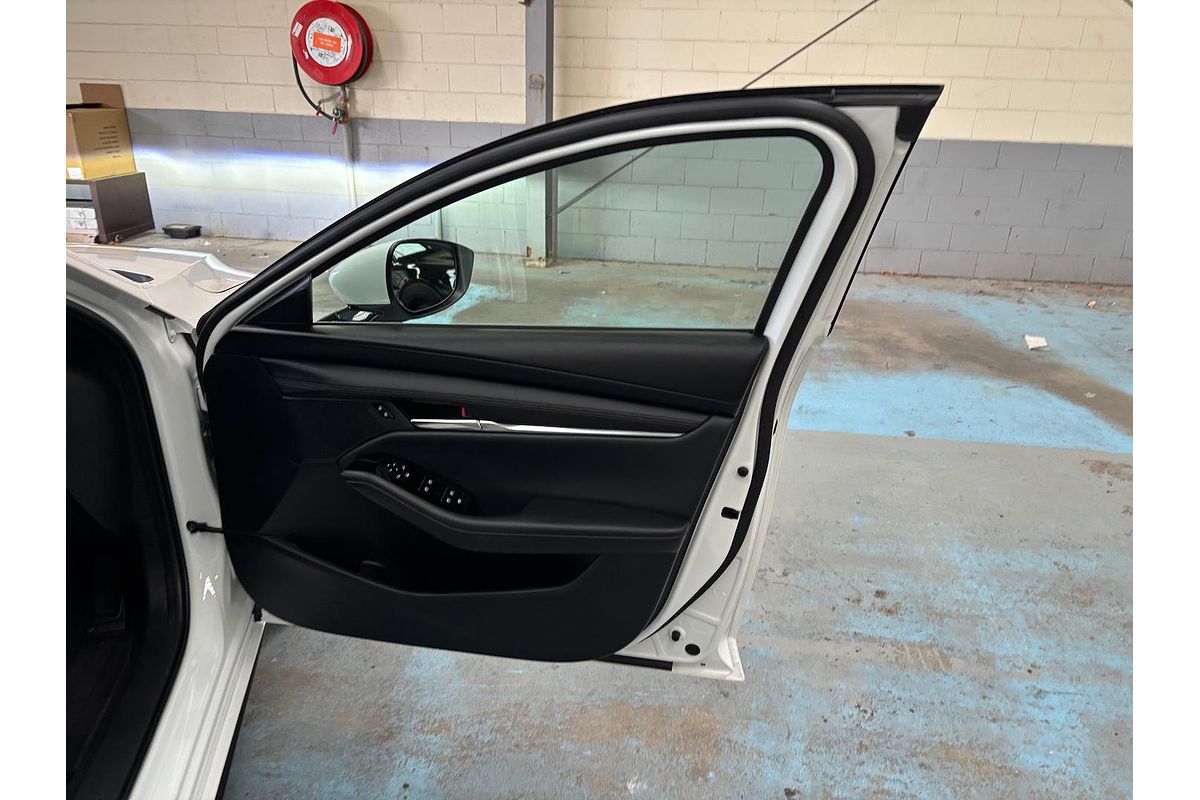 2024 Mazda 3 G20 Touring BP Series