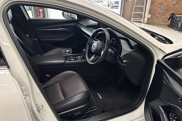 2024 Mazda 3 G20 Touring BP Series