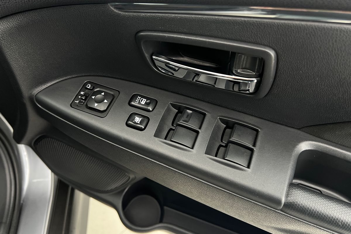 2018 Mitsubishi ASX ES XC