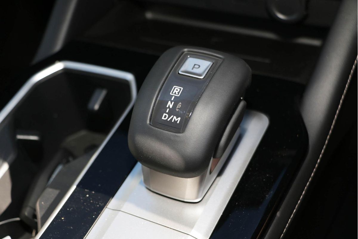2025 Mitsubishi Outlander Exceed ZM