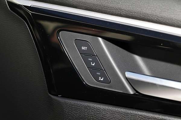 2025 Mitsubishi Outlander Exceed ZM