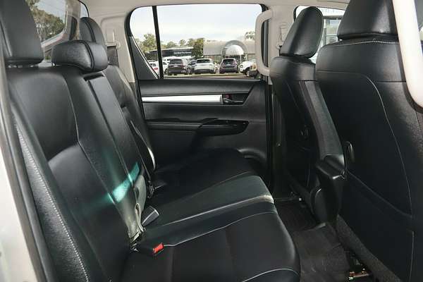 2016 Toyota Hilux SR5 GUN126R 4X4