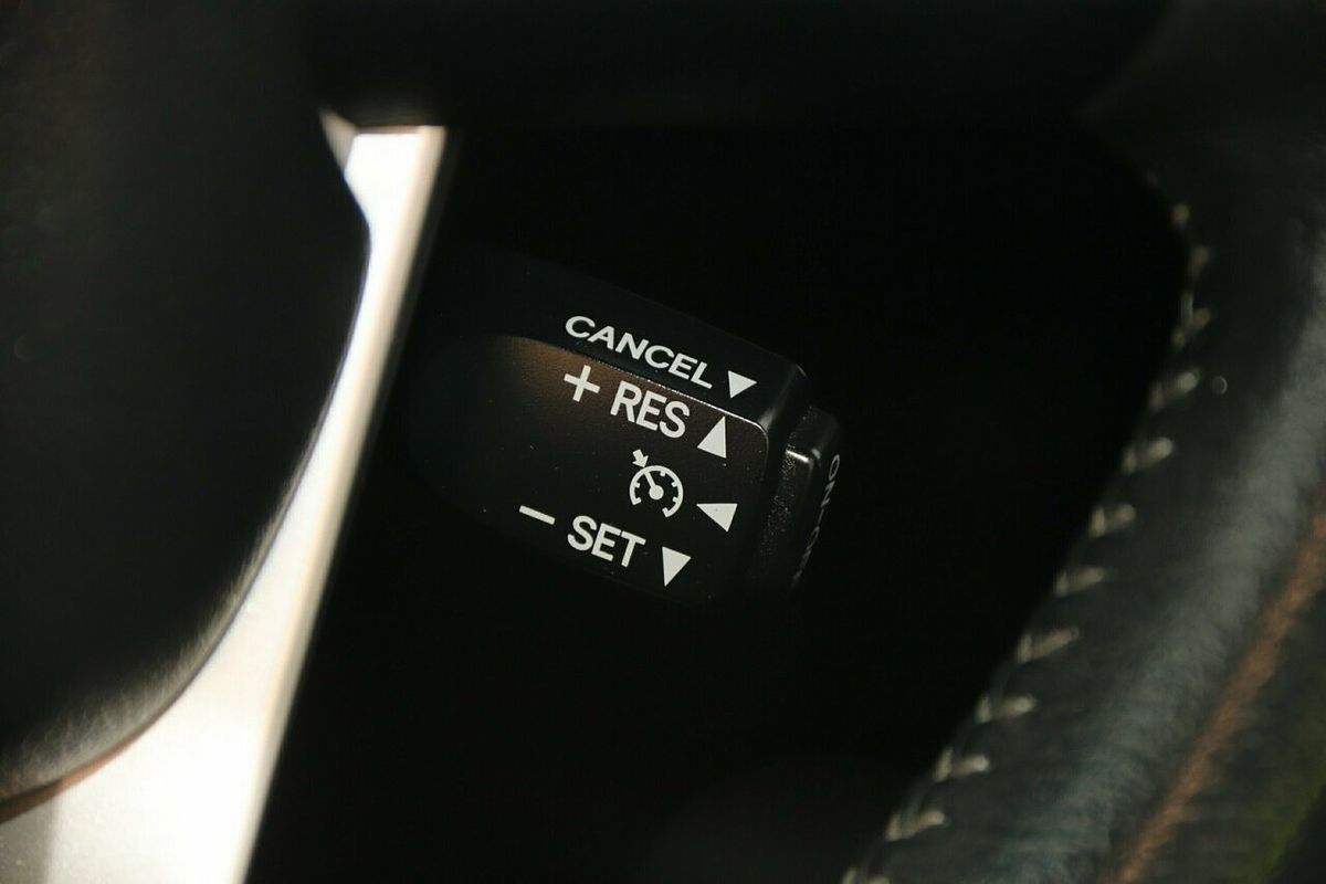 2016 Toyota Hilux SR5 GUN126R 4X4
