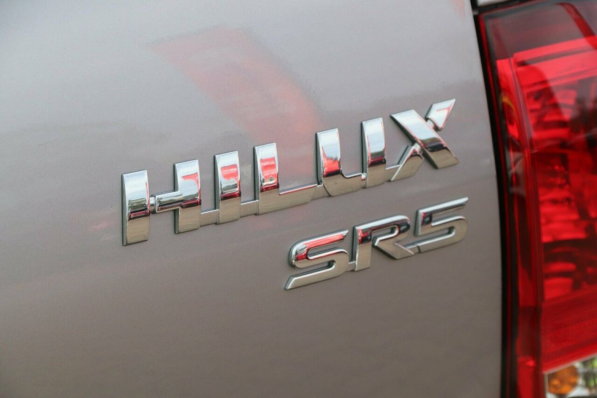 2016 Toyota Hilux SR5 GUN126R 4X4