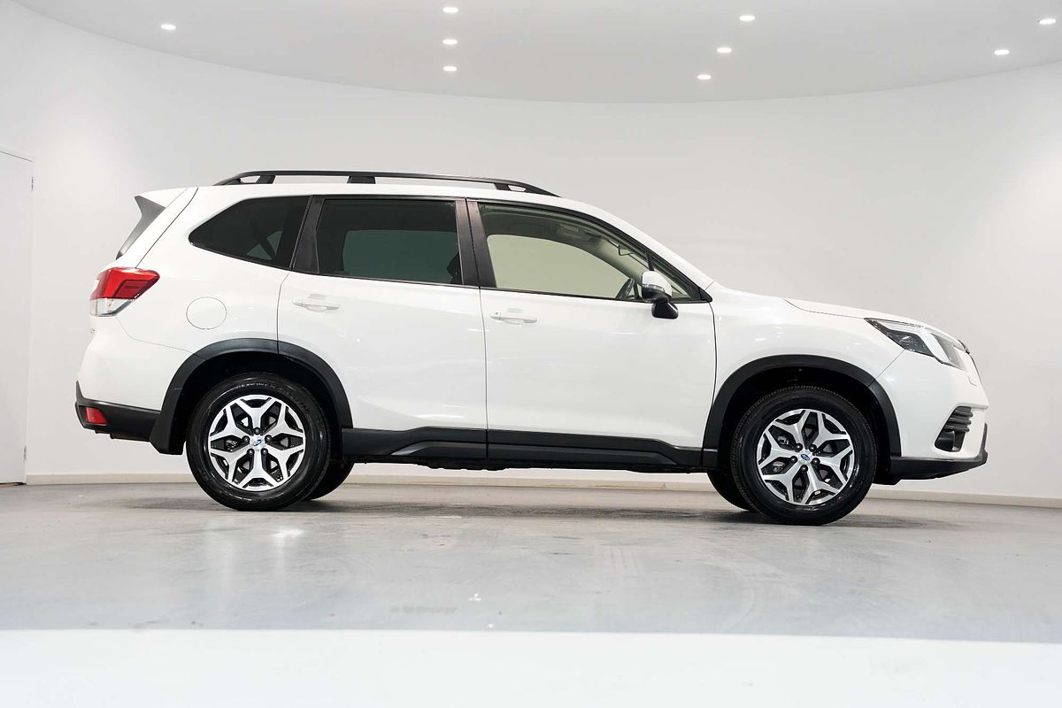 2023 Subaru Forester 2.5i S5