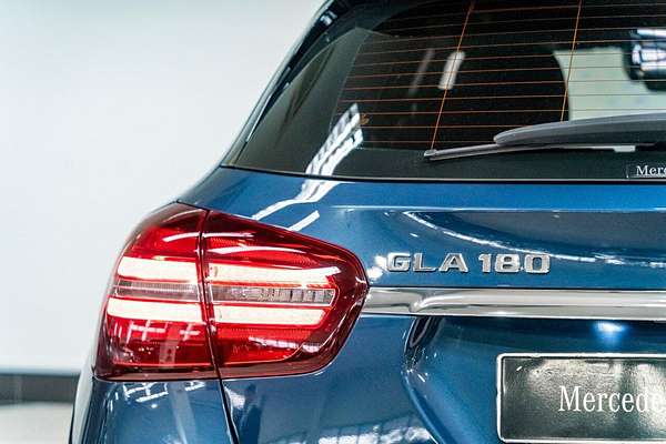 2019 Mercedes-Benz GLA-Class GLA180 X156
