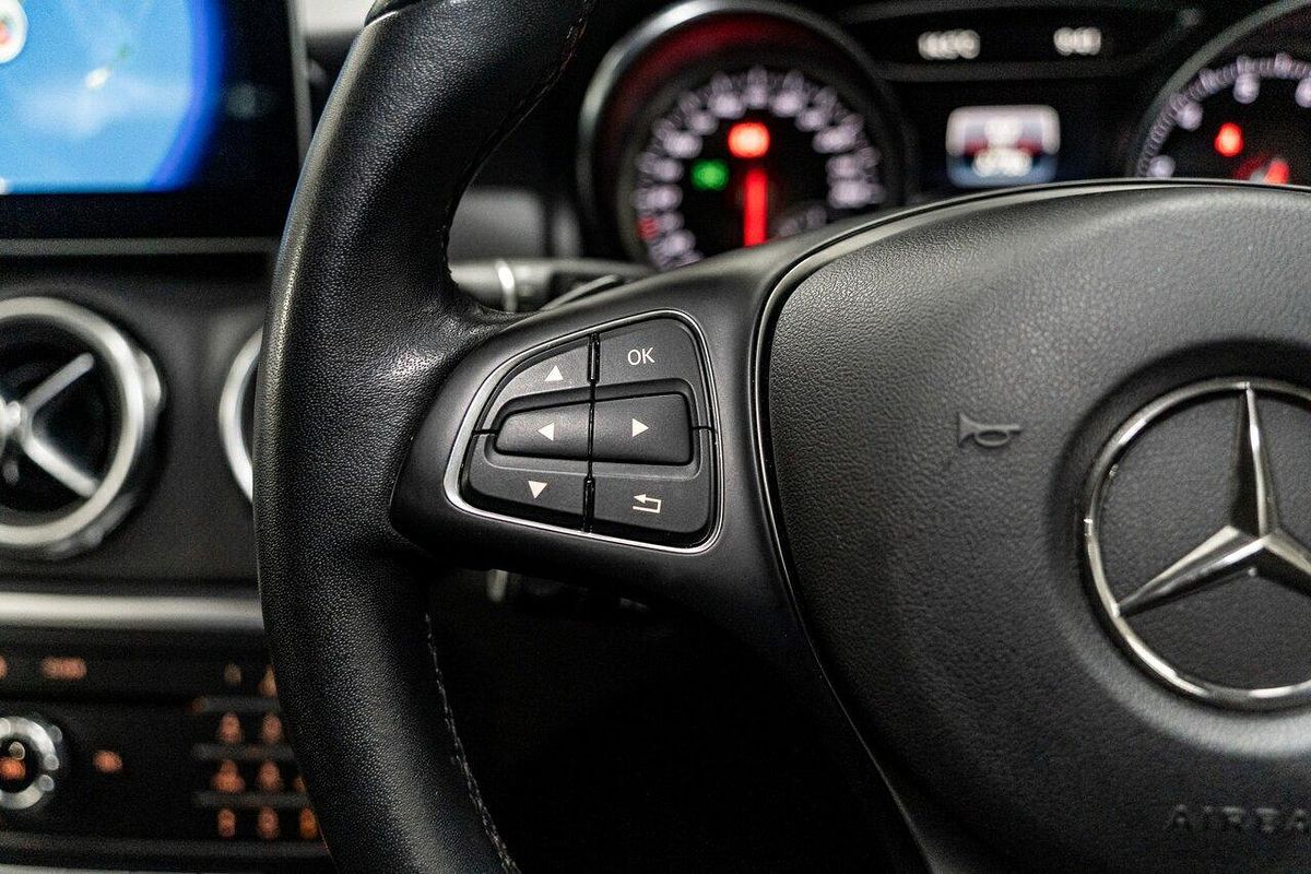 2019 Mercedes-Benz GLA-Class GLA180 X156