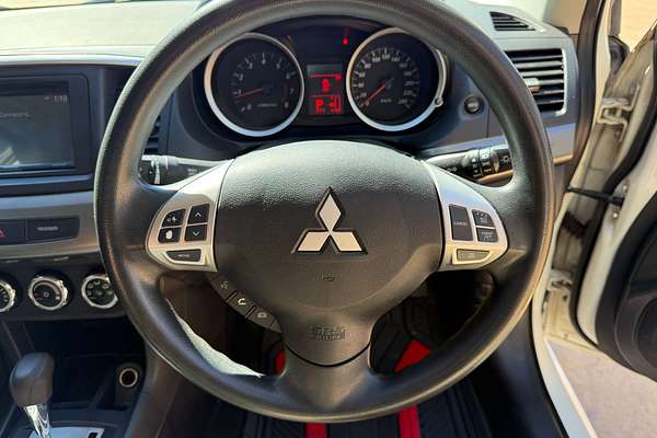 2014 Mitsubishi Lancer ES Sport CJ