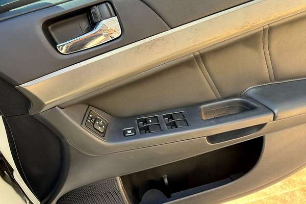 2014 Mitsubishi Lancer ES Sport CJ
